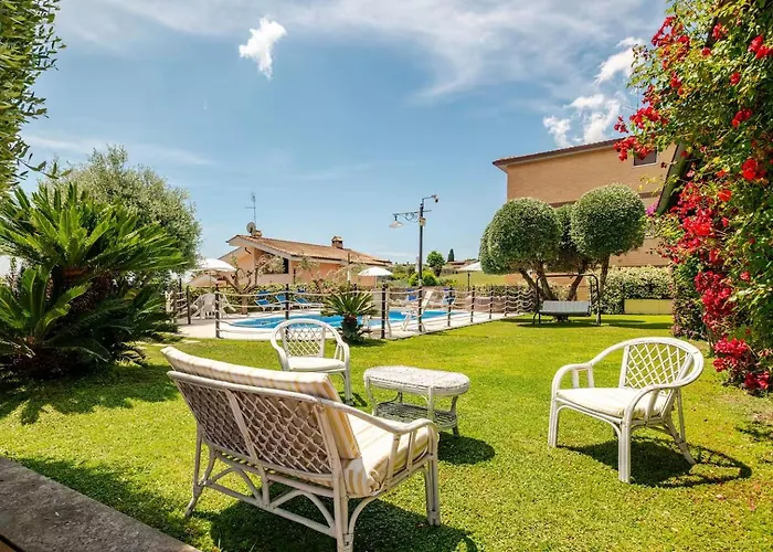 Bed & Breakfast Adry 4*